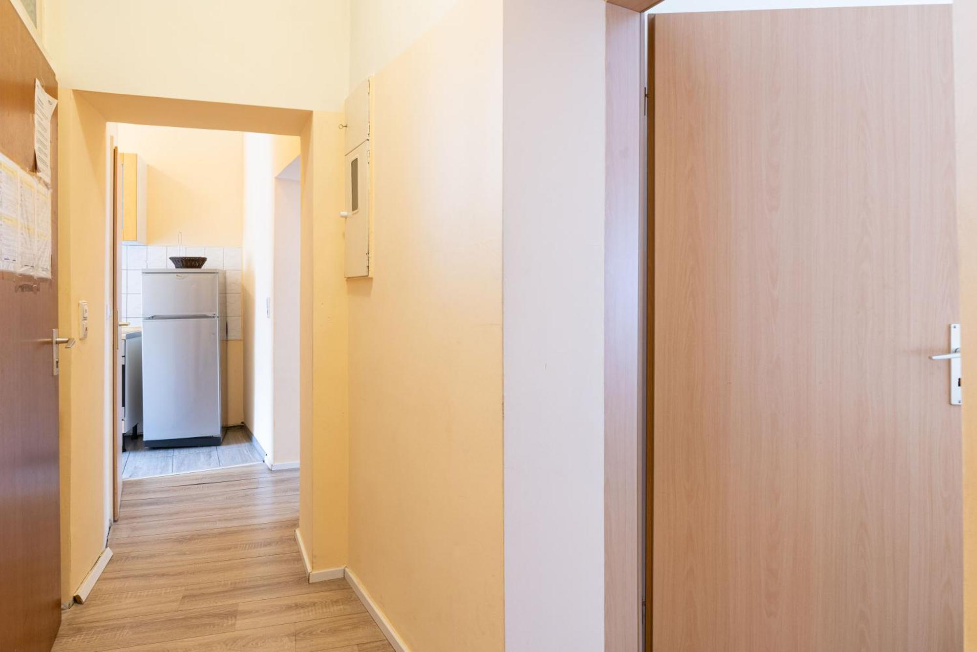 W4-8 Messe Monteurzimmer * Кёльн