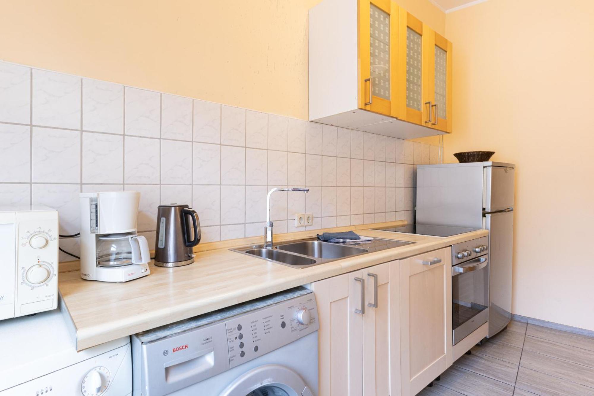W4-8 Messe Monteurzimmer * Кёльн